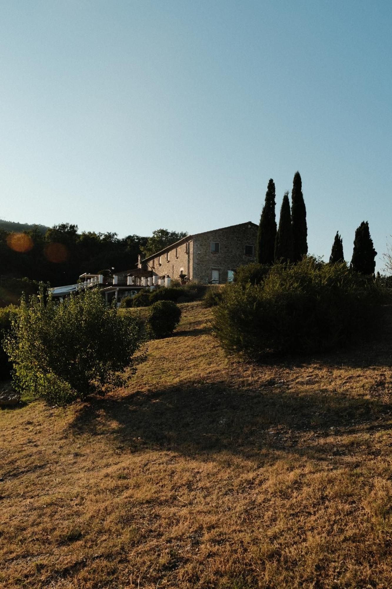Vin Hotel - Wine Resort And Agriturismo Montieri Exteriör bild