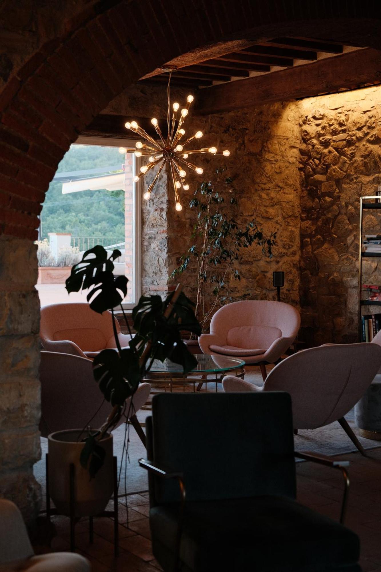 Vin Hotel - Wine Resort And Agriturismo Montieri Exteriör bild